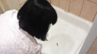 Unshaved vagina prepares a golden cocktail. Dark Haired into tights peeing in glasses Lots of yummy urine and a pleasant murmur of a powerful jet Compilation of private filthy bondage