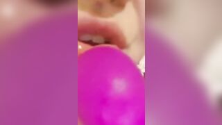 YoungEnglishBBW – Squeezing My Tits Sucking Off My Sex Toy