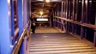 Outside flashing into the tranport