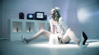 Blondie into a straightjacket has three-way with 2 doctors