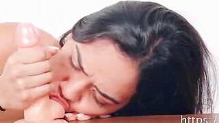 LENA ADORE SUCER
