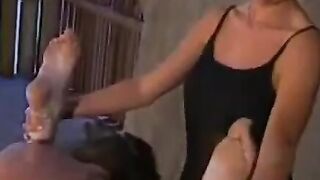 Jenny & Kristinas Svenska sprutande äventyr