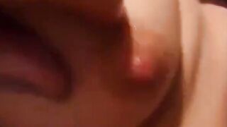 Svensk frus titillagmassage