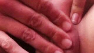 Dansk Udendørs Pussy Fingering med Marlene & Tine