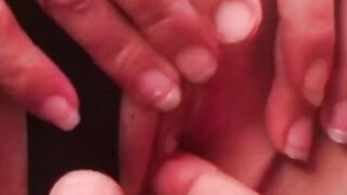 Dansk Udendørs Pussy Fingering med Marlene & Tine