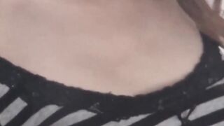 Dark haired Japanese vixen digs fingers to beat boredom solo