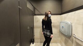 Fiance flashes and gets caught masturbating into outdoor restroom