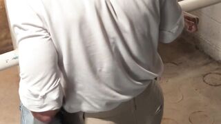 Hunk Jay Stryker stretches and seeds Noah Whites tight hole