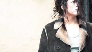 Female hobo got pregnant from used condom and confronts guy