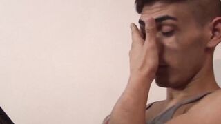 Passionate daddy and twink kissing leads to raw sex