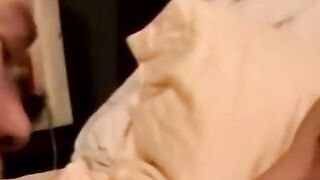 Mature mouth stuffed by young gayâs thick cream pie