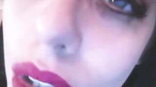 Smoking Latina MILF Masturbates on Webcam