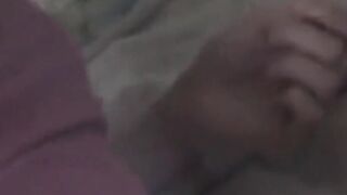 Vibrator pleased the slit of this Asian babe in solo session