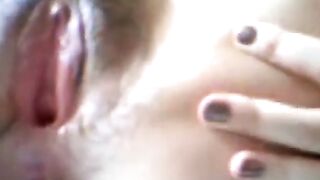 Plump Asian Amateur Pussy on Webcam