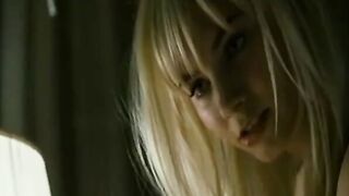 Martine Johansen - Varg Veum: Skriften på væggen (2010)