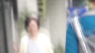 Peeping grabs Japanese girls skirt lifted by gusty breeze