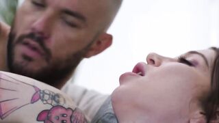 Pounding the ass of this hot and horny shemale