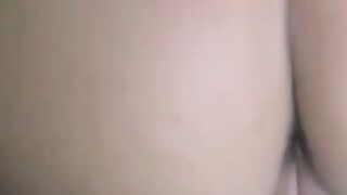 Amateur Anal Orgasm: She Looks Great Getting Fucked