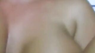 Amateur Anal Orgasm: She Looks Great Getting Fucked