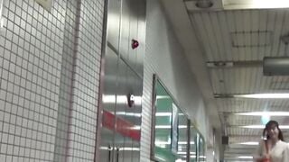 Voyeur follows a businesswoman and records them pissing