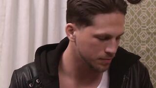 Cute hunk Killian James railed deep in the ass by Roman