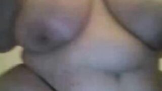 Big-Bodied Beauty Bares All on Webcam