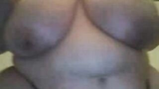Big-Bodied Beauty Bares All on Webcam