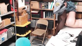 Tatted crook gets sloppy blowjob from BBC officer