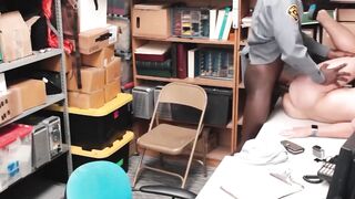 Tatted crook gets sloppy blowjob from BBC officer