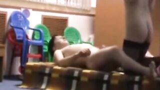 Maman francaise baise au travail en levrette - Amateur