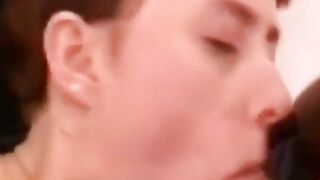 Svensk trekant med orgasmiskt fingersättning