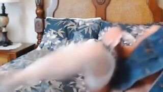 Redhead Granny in Pantyhose: Solo Masturbation Hoe 2