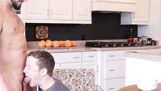 Bearded Derek Allen face fucks Aaron Allen with creamy finish