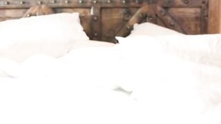 Lauren Phillips bends over for Vanna Bardots pussy feast
