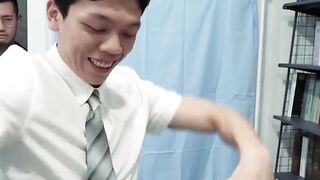 Intern Yowei tempts Dr Beau with late night bareback ride