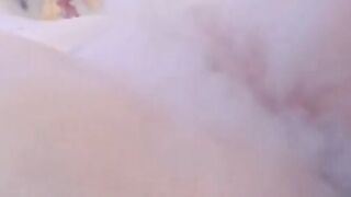Amateur Lesbian Babes Eating Pussy On Webcam