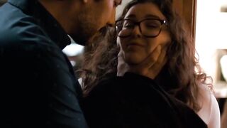 Thick Leana Lovings seduces teacher to taste his cock