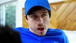 Caught my TS stepmom fucking delivery guy
