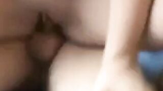 Deutsches Amateur-Pärchen: Anal- und Blowjob-Vergnügen