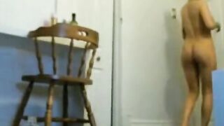 Big-titted babe toys pussy and ass on webcam