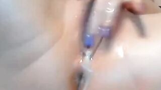 Creamy Amateur Babe Pussy Close-Up