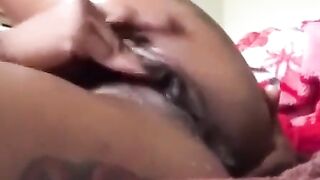 Squirting Amateur Girl Masturbating Solo