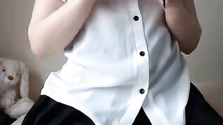 Big White Booty Cam Girl