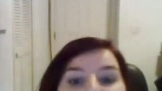 Solo Girl Masturbates on Webcam with a Chair