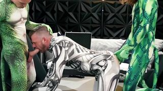 Brian Bonds ass stretched by Ethan Sinns and Dylan Hawks
