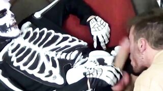 Luke Hudson bounces on Zack Graysons hard cock with pussy