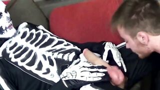 Luke Hudson bounces on Zack Graysons hard cock with pussy