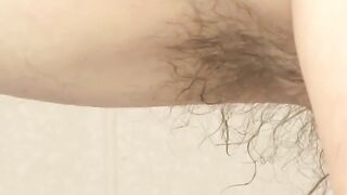 Lance Hart and Owen Michaels swap oral fun in the shower