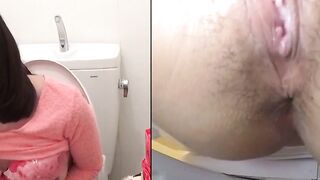 Asian gal pauses shopping to finger herself to squirt