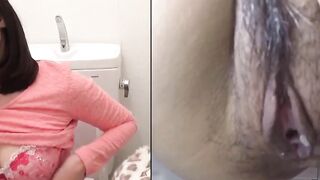 Asian gal pauses shopping to finger herself to squirt